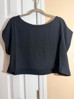 Zenana Outfitters Black Cropped Boxy Top